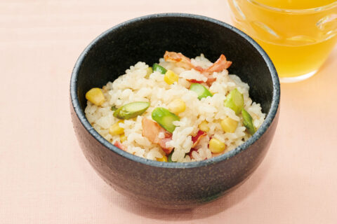 初夏香るアスパラ混ぜこみご飯