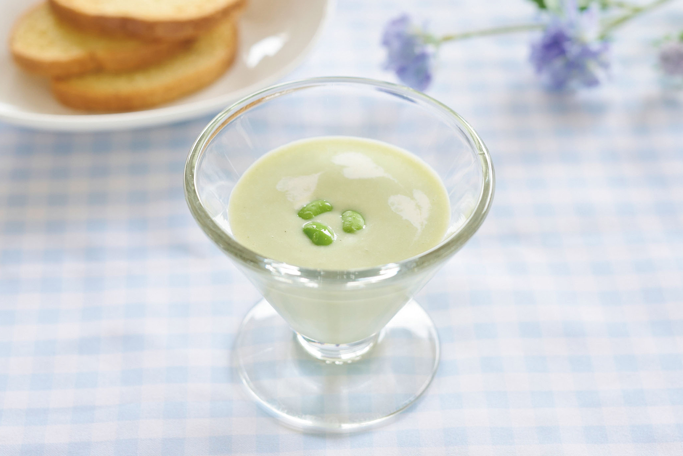 枝豆とじゃがいもの冷製スープ