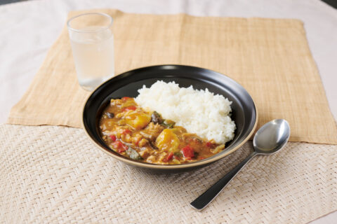 トマトとスイカの無水“夏”カレー