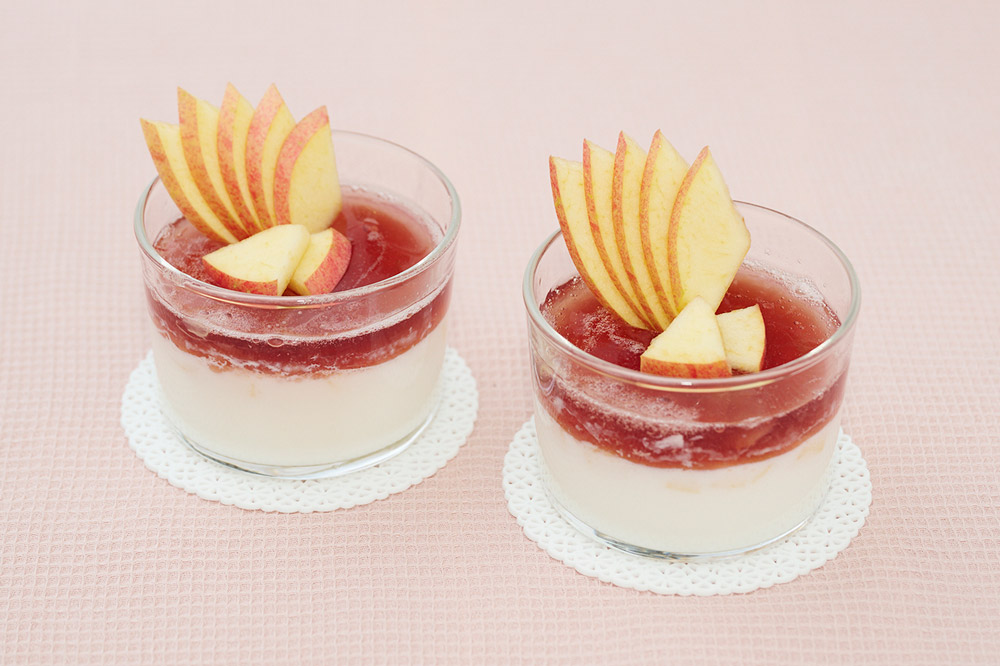 りんごの紅白ゼリー