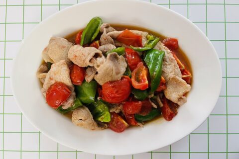 豚肉とトマトのさっぱりスタミナ炒め